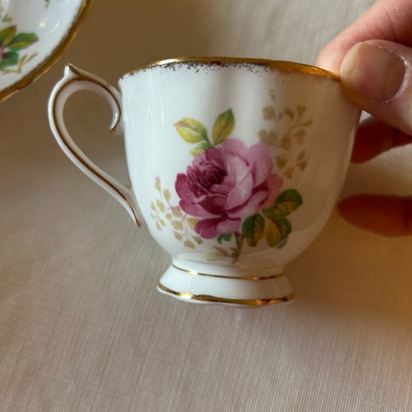 Royal Albert Tea Cup.  Bone China - Picture 4 of 9